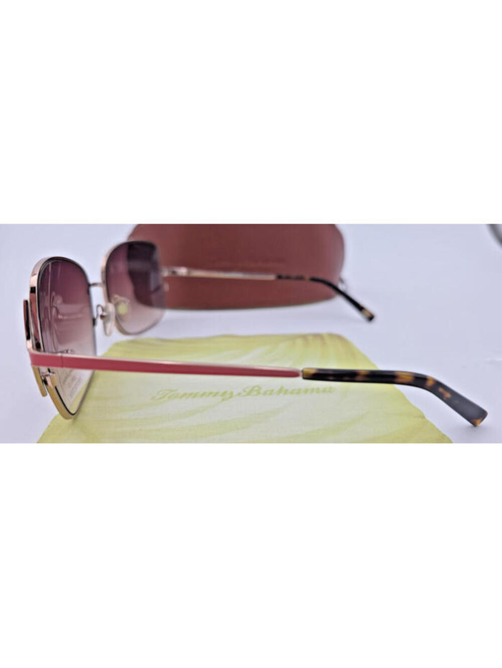 Tommy Bahama TB7049 Fun Game At A Time Sunglasses Brown Gradient Lens UV protect - Picture 6 of 9